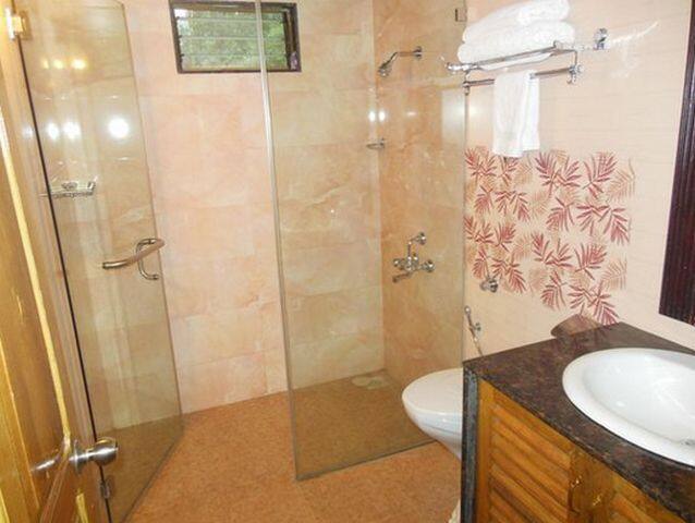 Rolling Stones Resort, Nilagiri 4